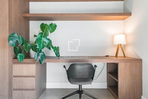 Apartment à vendre à Barcelona, Espagne, 2 chambres, 70 m2 No. 164614 - photo 6