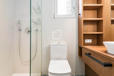 Apartment à vendre à Barcelona, Espagne, 2 chambres, 70 m2 No. 164614 - photo 19