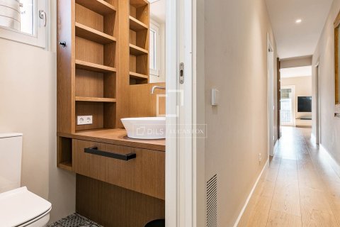 Apartment à vendre à Barcelona, Espagne, 2 chambres, 70 m2 No. 164614 - photo 21