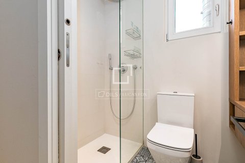 Apartment à vendre à Barcelona, Espagne, 2 chambres, 70 m2 No. 164614 - photo 20