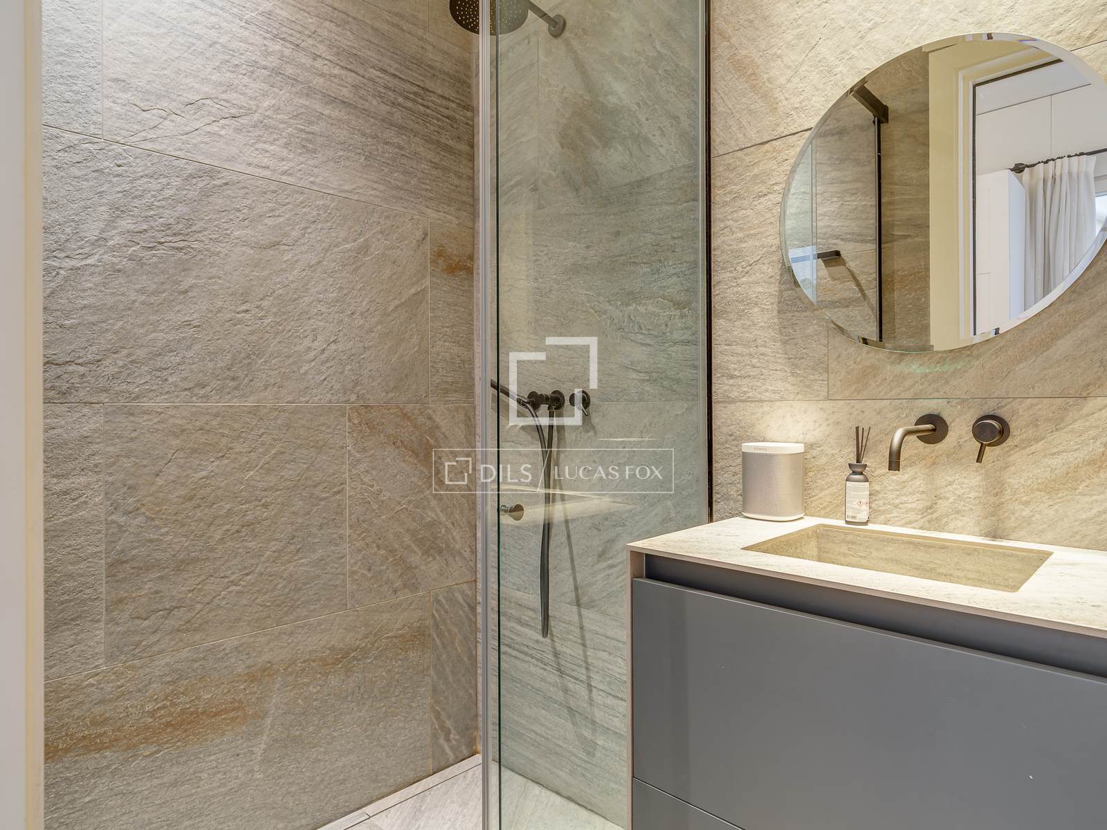 Apartment à Barcelona, Espagne 2 chambres, 113 m2 No. 164618