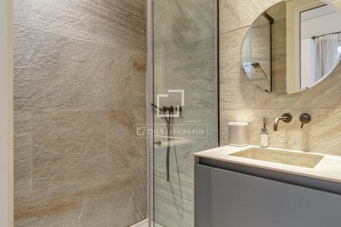 Apartment à vendre à Barcelona, Espagne, 2 chambres, 113 m2 No. 164618 - photo 13