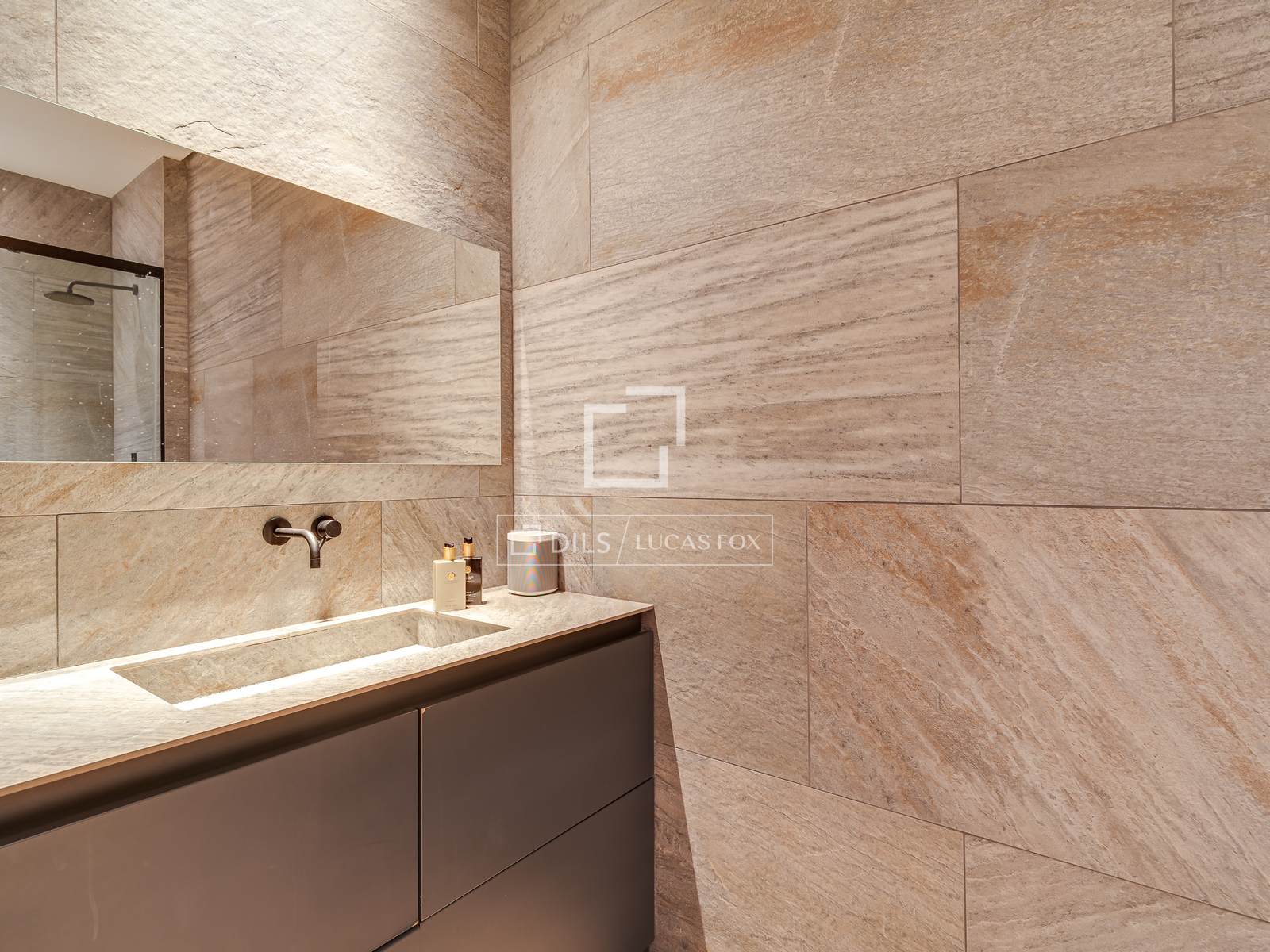 Apartment à Barcelona, Espagne 2 chambres, 113 m2 No. 164618