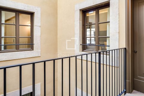 Apartment à vendre à Barcelona, Espagne, 2 chambres, 113 m2 No. 164618 - photo 29