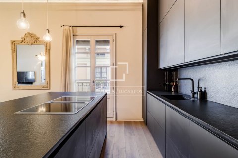 Apartment à vendre à Barcelona, Espagne, 2 chambres, 113 m2 No. 164618 - photo 4