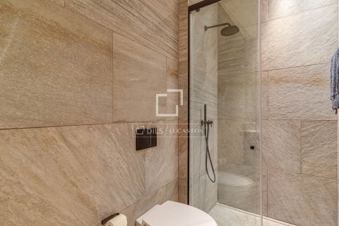 Apartment à vendre à Barcelona, Espagne, 2 chambres, 113 m2 No. 164618 - photo 24