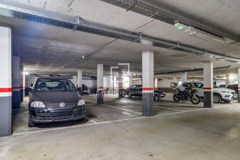 Lägenhet till salu i Barcelona, Spanien 4 sovrum, 122 kvm. Nr. 164617 - foto 24