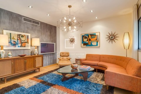 Lägenhet till salu i Barcelona, Spanien 4 sovrum, 122 kvm. Nr. 164617 - foto 5