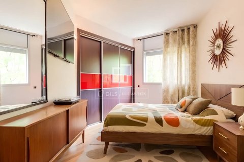 Lägenhet till salu i Barcelona, Spanien 4 sovrum, 122 kvm. Nr. 164617 - foto 11