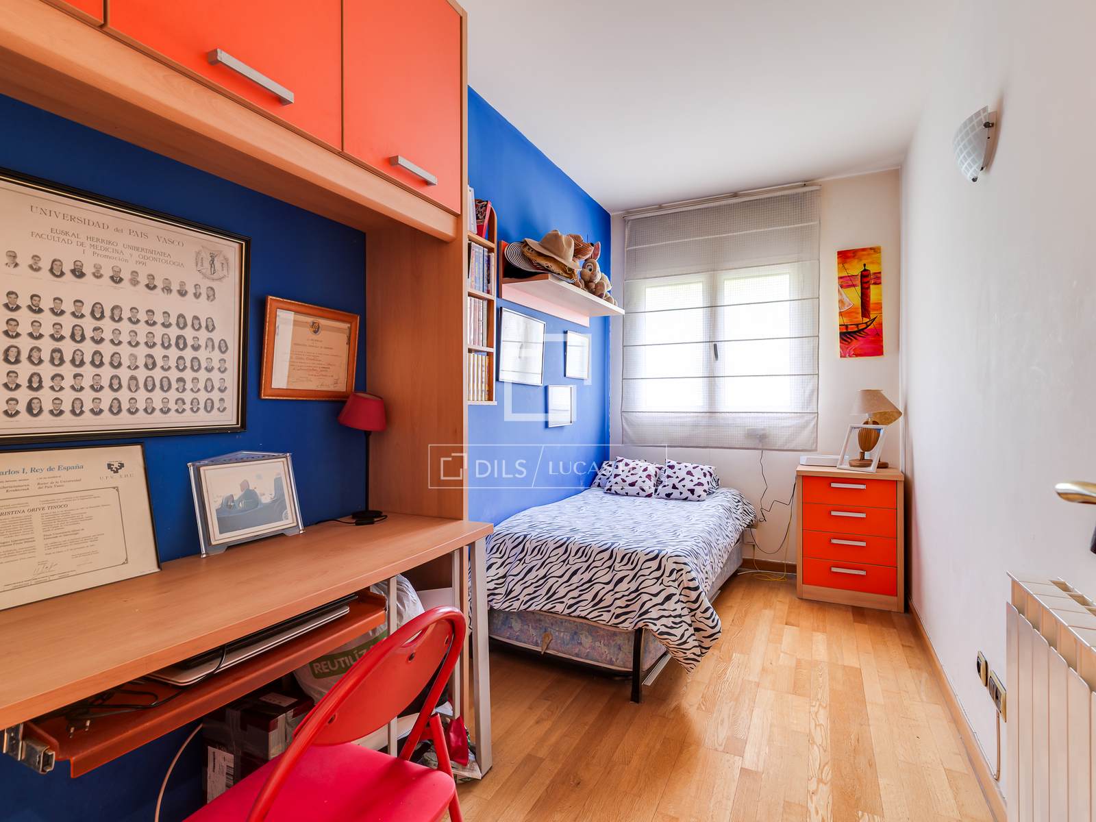 Apartment in Barcelona, Spain 4 bedrooms, 122 sq.m. No. 164617