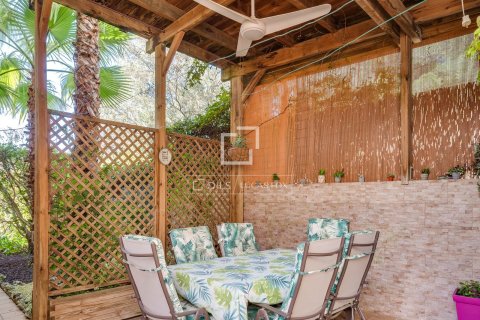 Villa for sale in Vilassar de Dalt, Barcelona, Spain 4 bedrooms, 231 sq.m. No. 164615 - photo 21