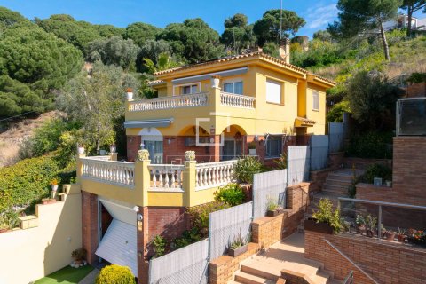 Villa in Vilassar de Dalt, Barcelona, Spanien 4 Schlafzimmer, 231 m2 Nr. 164615