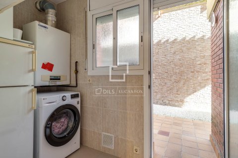 Villa for sale in Vilassar de Dalt, Barcelona, Spain 4 bedrooms, 231 sq.m. No. 164615 - photo 18