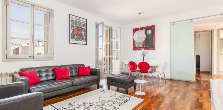 Apartment à Barcelona, Espagne 2 chambres, 68 m2 No. 164613