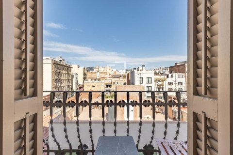 Apartment à vendre à Barcelona, Espagne, 2 chambres, 68 m2 No. 164613 - photo 4