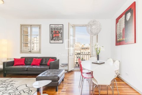 Apartment à vendre à Barcelona, Espagne, 2 chambres, 68 m2 No. 164613 - photo 2