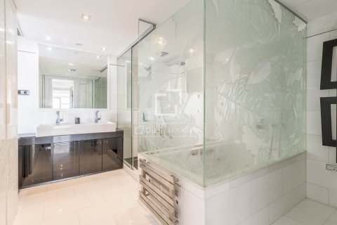 Penthouse for sale in Barcelona, Spain 2 bedrooms, 184 sq.m. No. 164616 - photo 19