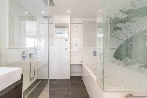 Penthouse for sale in Barcelona, Spain 2 bedrooms, 184 sq.m. No. 164616 - photo 21