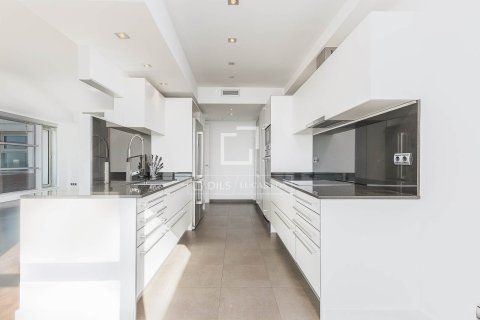 Penthouse for sale in Barcelona, Spain 2 bedrooms, 184 sq.m. No. 164616 - photo 29