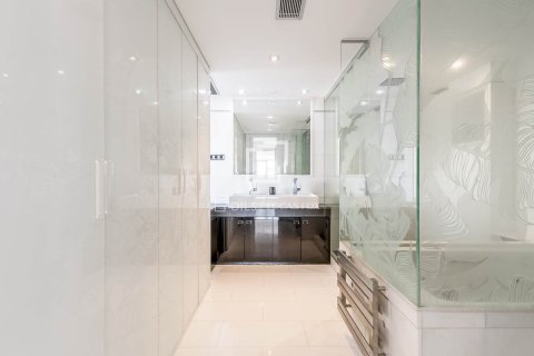 Penthouse for sale in Barcelona, Spain 2 bedrooms, 184 sq.m. No. 164616 - photo 18