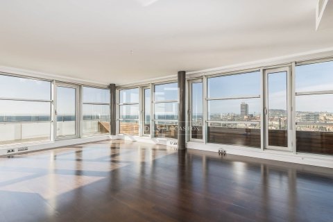 Penthouse for sale in Barcelona, Spain 2 bedrooms, 184 sq.m. No. 164616 - photo 4