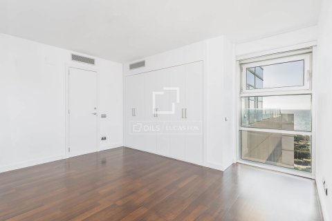 Penthouse for sale in Barcelona, Spain 2 bedrooms, 184 sq.m. No. 164616 - photo 10