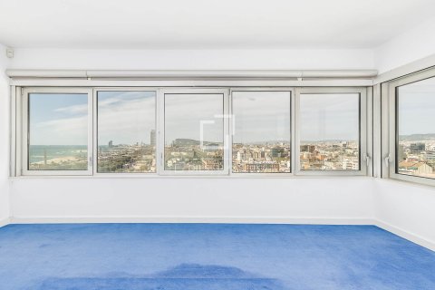 Penthouse for sale in Barcelona, Spain 2 bedrooms, 184 sq.m. No. 164616 - photo 15