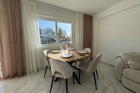 Townhouse for sale in Torrevieja, Alicante, Spain 2 bedrooms, 94 sq.m. No. 189913 - photo 14