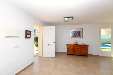 Villa à vendre à La Zenia, Alicante, Espagne, 5 chambres, 293 m2 No. 189915 - photo 7