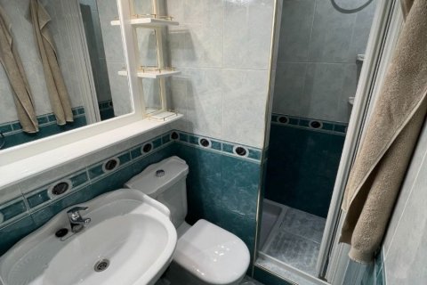 Apartment for sale in Benidorm, Alicante, Spain 2 bedrooms, 110 sq.m. No. 165156 - photo 17