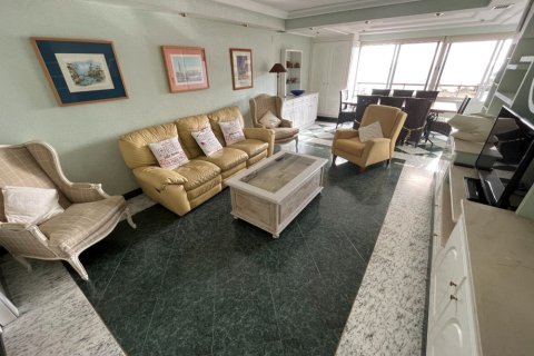 Apartment for sale in Benidorm, Alicante, Spain 2 bedrooms, 110 sq.m. No. 165156 - photo 2