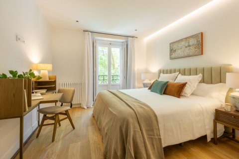 Продажа квартиры Мадрид, Испания 3 спальни, 148м2 №106938 - фото 25