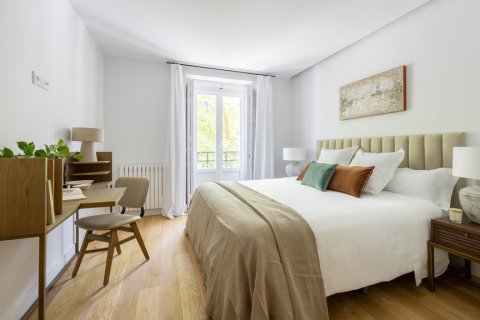 Продажа квартиры Мадрид, Испания 3 спальни, 148м2 №106938 - фото 24