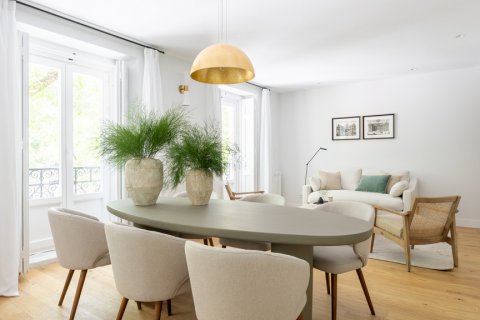Продажа квартиры Мадрид, Испания 3 спальни, 148м2 №106938 - фото 18