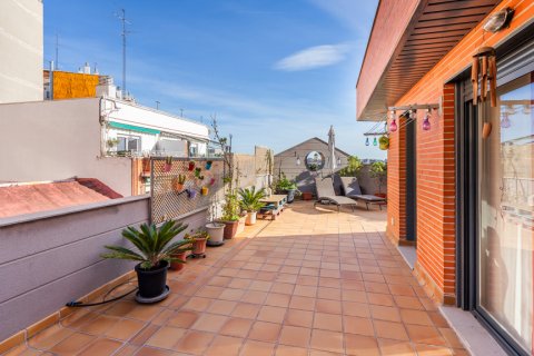 Duplex for sale Madrid, Spain 3 bedrooms, 181 sq.m. No. 106937 - photo 3