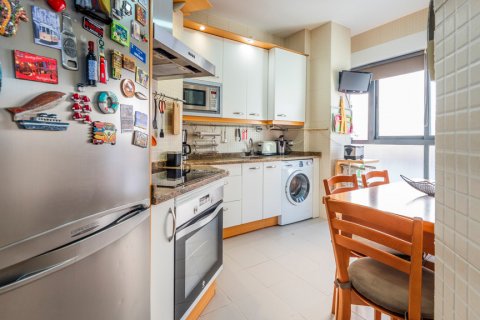 Duplex for sale Madrid, Spain 3 bedrooms, 181 sq.m. No. 106937 - photo 24