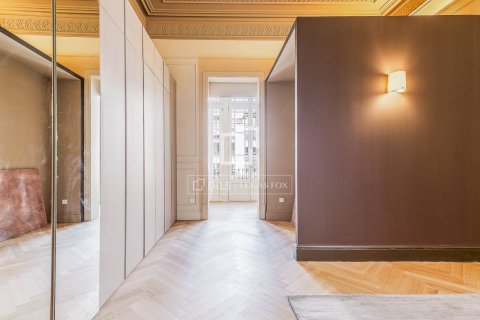 Dzīvoklis pārdošanā Barcelona, Spānijā 3 istabas, 193 m2 Nr. 196236 - attēls 29