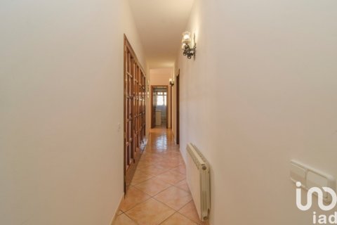 Продажа дома в Санта-Олива, Таррагона, Испания 5 спален, 299м2 №153387 - фото 15