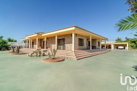 Продажа дома в Санта-Олива, Таррагона, Испания 5 спален, 299м2 №153387 - фото 2