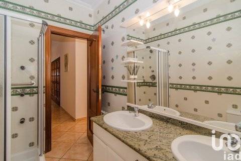 Продажа дома в Санта-Олива, Таррагона, Испания 5 спален, 299м2 №153387 - фото 16