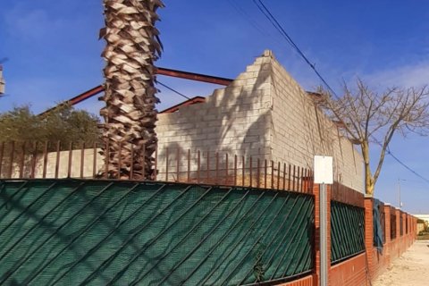 Tontti myytävänä Deltebre, Tarragona, Espanja , 1277 m2 No. 153391 - kuva 4