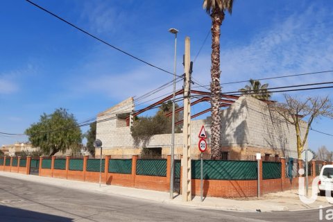 Tontti myytävänä Deltebre, Tarragona, Espanja , 1277 m2 No. 153391 - kuva 3