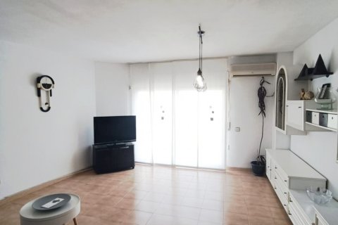 Dzīvoklis pārdošanā L'Ametlla de Mar, Tarragona, Spānijā 4 istabas, 120 m2 Nr. 153388 - attēls 5