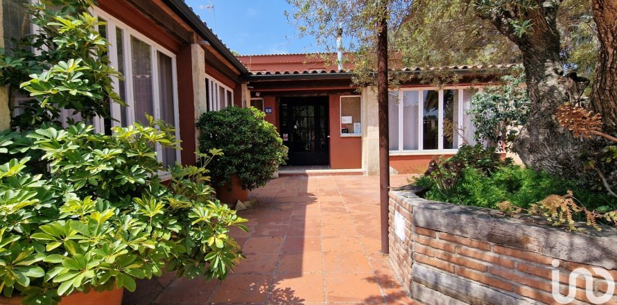 Kafejnīca / restorāns Roda de Berà, Tarragona, Spānijā 658 m2 Nr. 153386