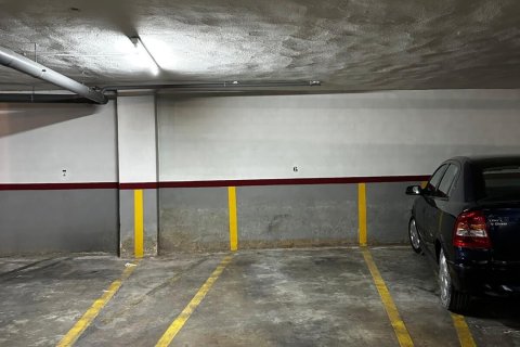 Pysäköinti Valencia, Espanja 24 m2 No. 147405
