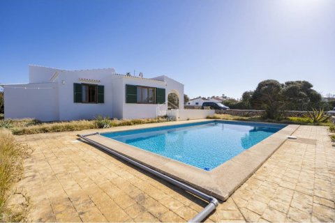 Villa till salu i Ciutadella De Menorca, Menorca, Spanien 3 sovrum, 68 kvm. Nr. 162993 - foto 2