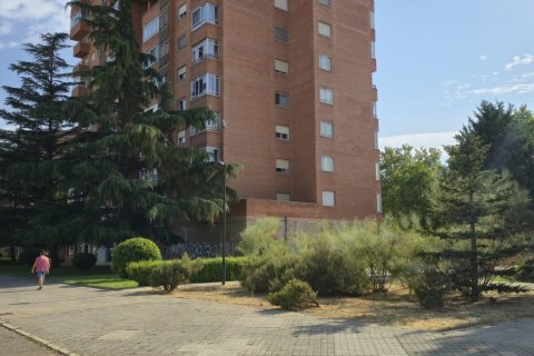 Liikekiinteistö Aranda de Duero, Burgos, Espanja 229 m2 No. 193510