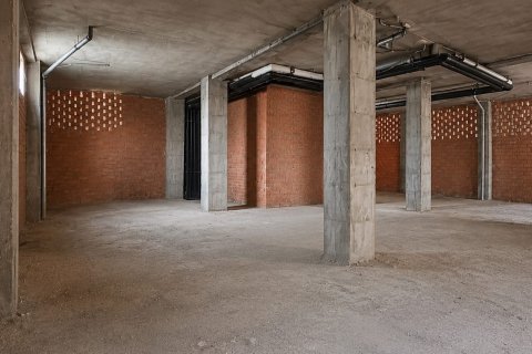 Liikekiinteistö myytävänä Aranda de Duero, Burgos, Espanja , 229 m2 No. 193510 - kuva 8