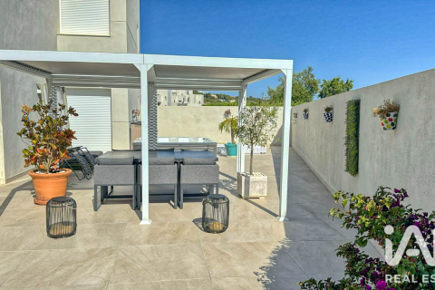 Casa adosada en venta en San Roque, Cádiz, España 3 dormitorios, 239 m2 No. 193509 - foto 10