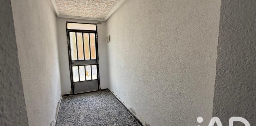 Huvila Onzonilla, Leon, Espanja 3 makuuhuonetta, 138 m2 No. 188008